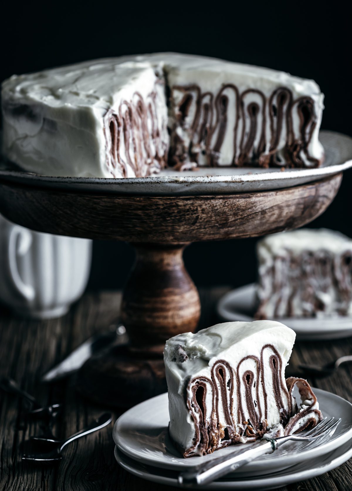 עוגת קרפים שוקולד יפיפיה-שני סנדרס